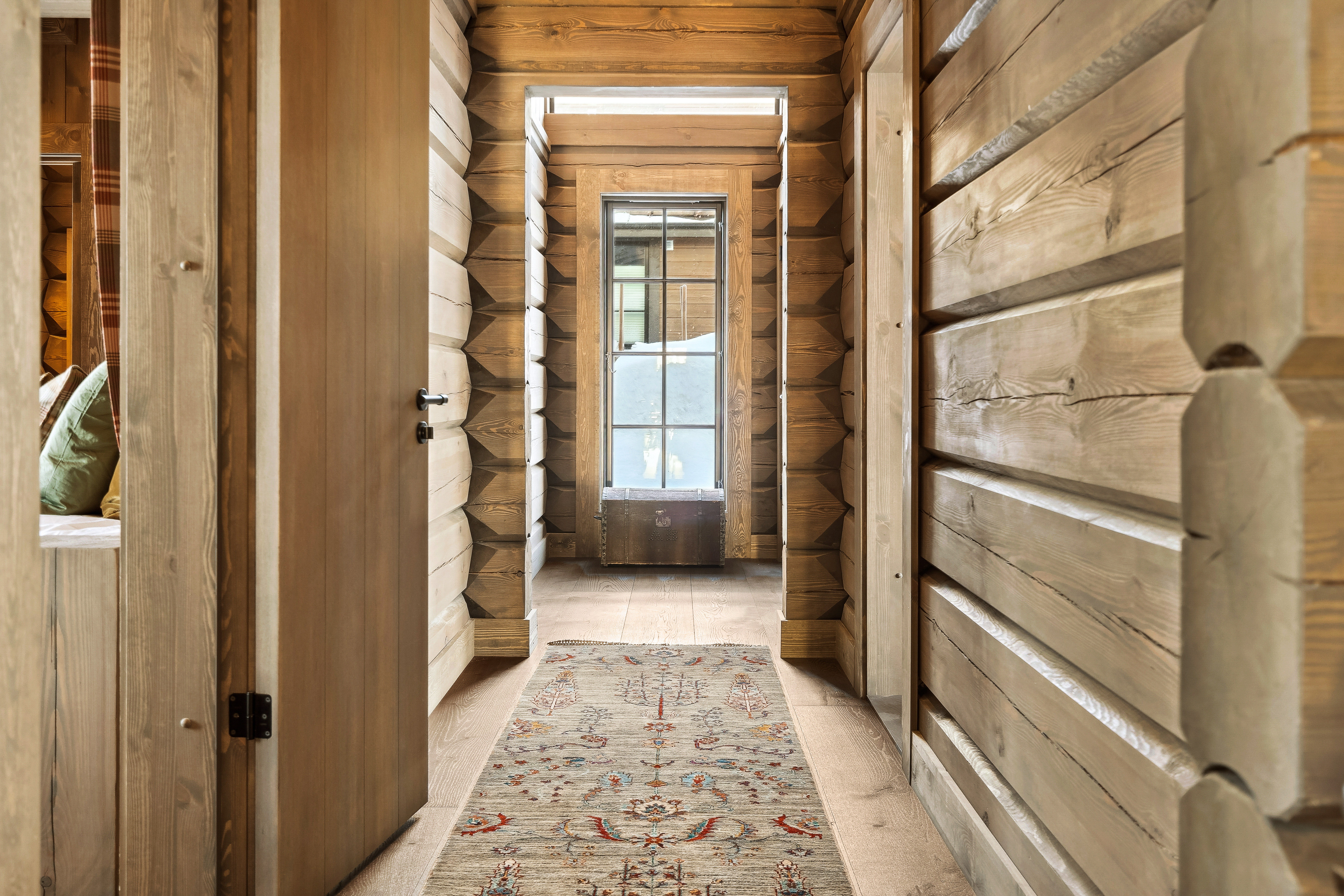 Sittekrok i en laftehytte